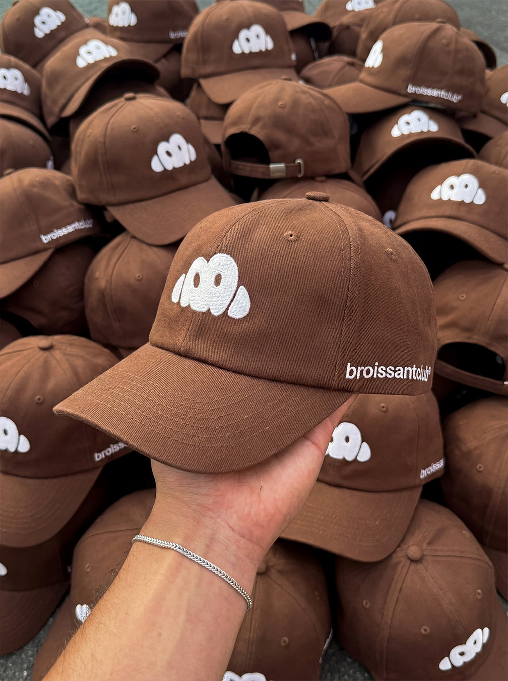 CAP BROWN